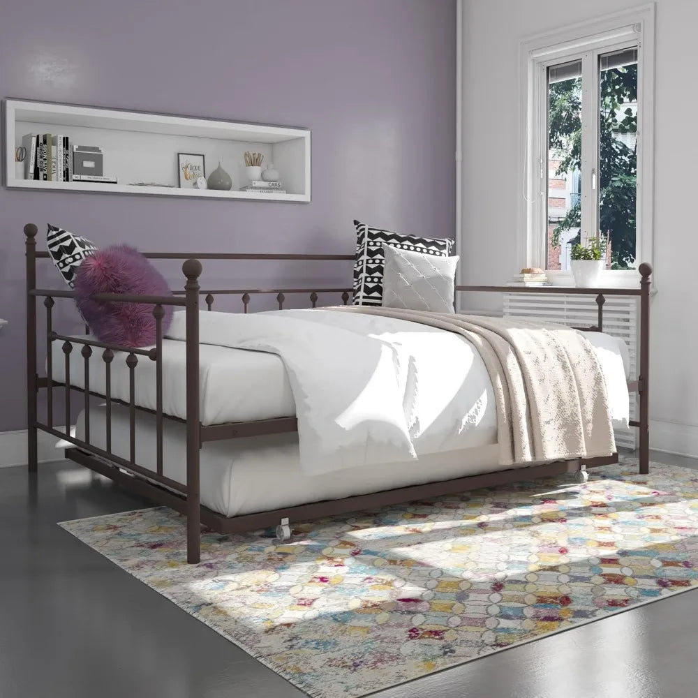 Full Size Daybed with Trundle